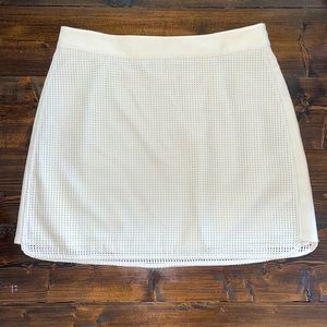New , never worn Banana Republic cream mini skirt